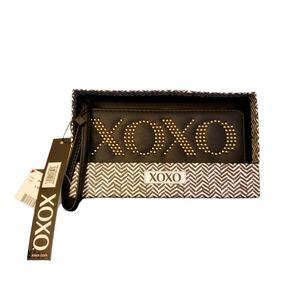 XOXO Signature Zip Around Wristlet Wallet Black